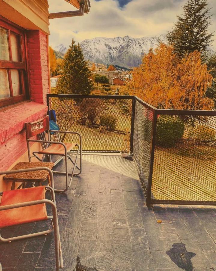 Pinto Casa Hostel & Bar Esquel Eksteriør bilde